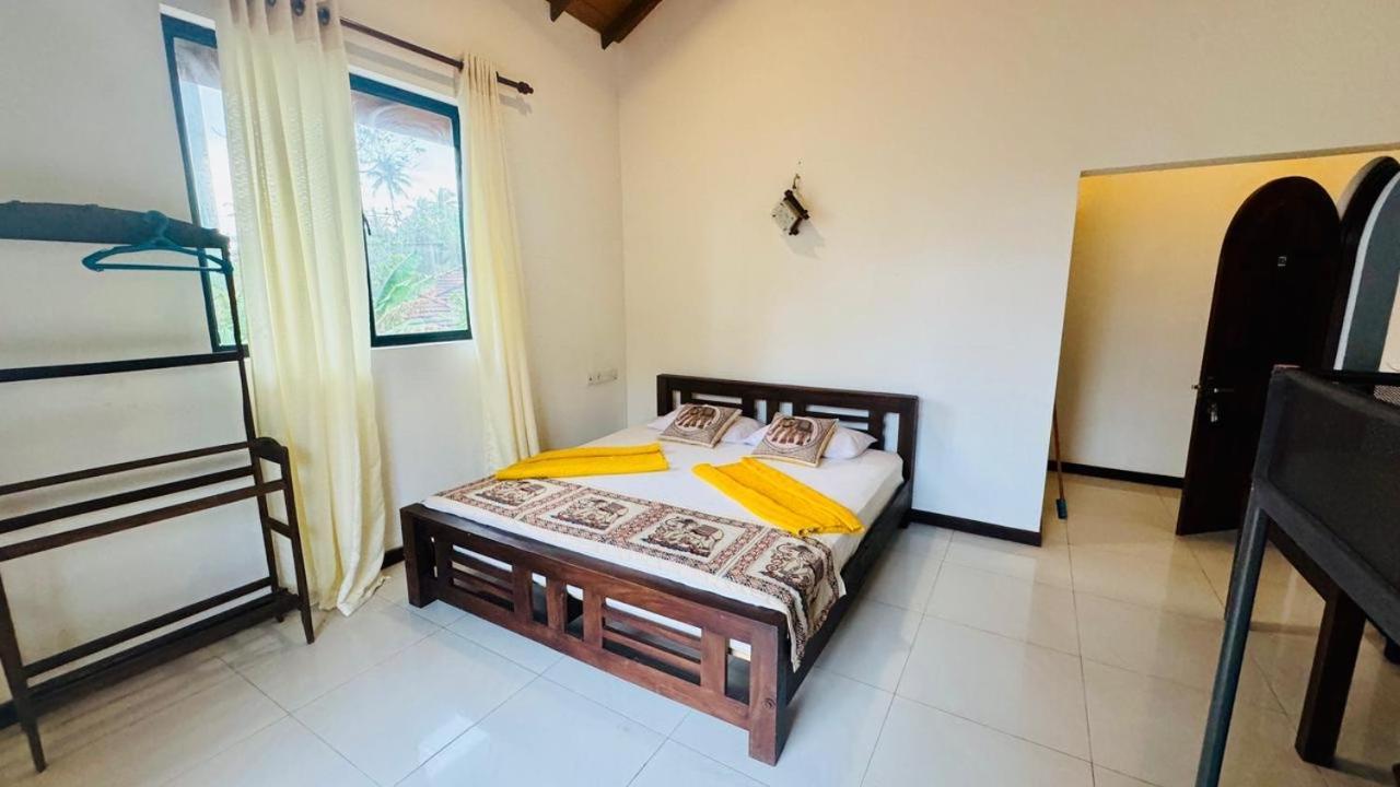 Sritaly Inn Мирисса Экстерьер фото